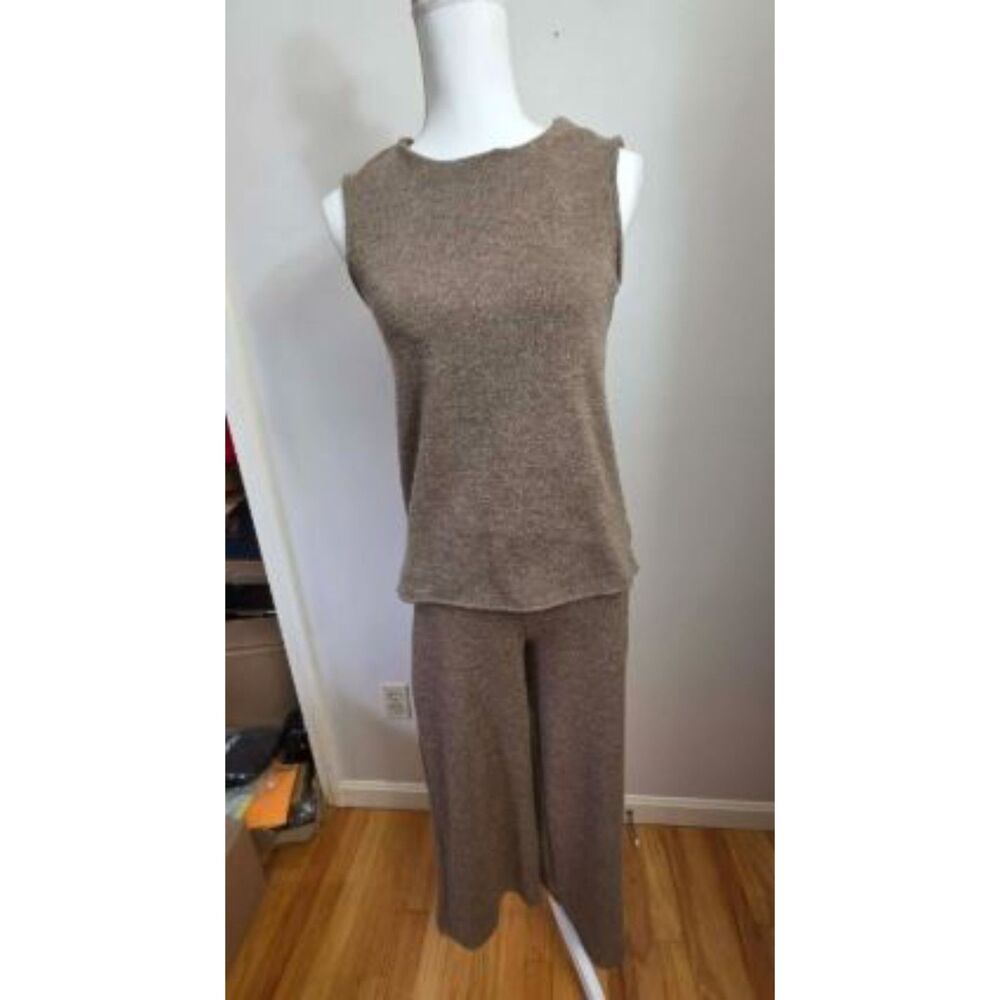 Truth by Republic Two Piece Set